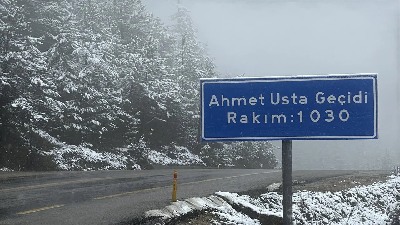 AHMETUSTA MEVKİİNDE KAR ETKİLİ OLUYOR