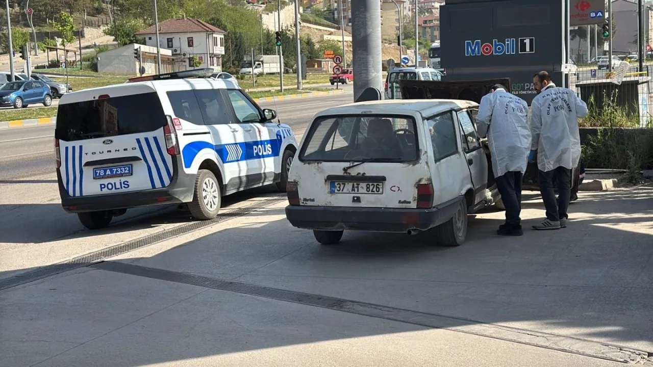 ÇALINAN OTOMOBİL AKARYAKIT İSTASYONUNDA BULUNDU