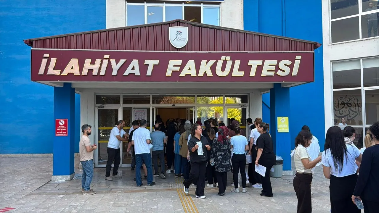 KARABÜK’TE ADAYLARIN KPSS HEYECANI