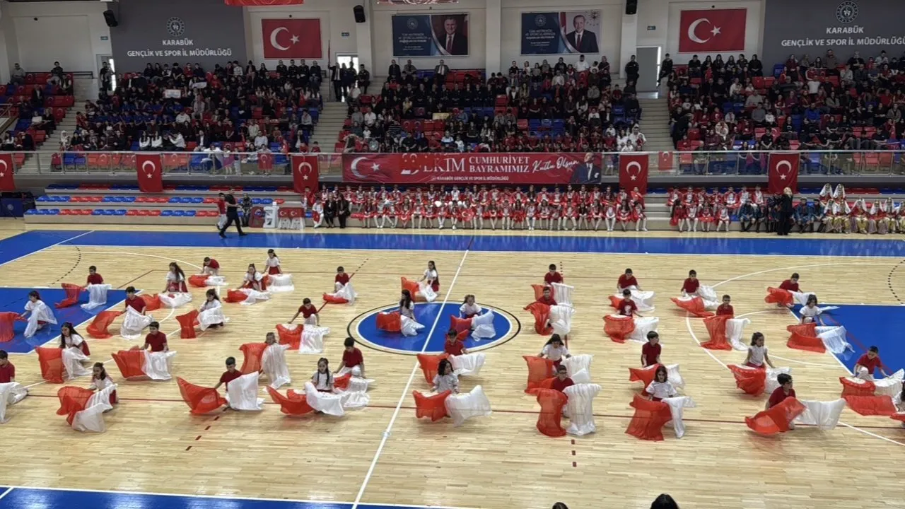 KARABÜK’TE CUMHURİYET BAYRAMI COŞKUSU