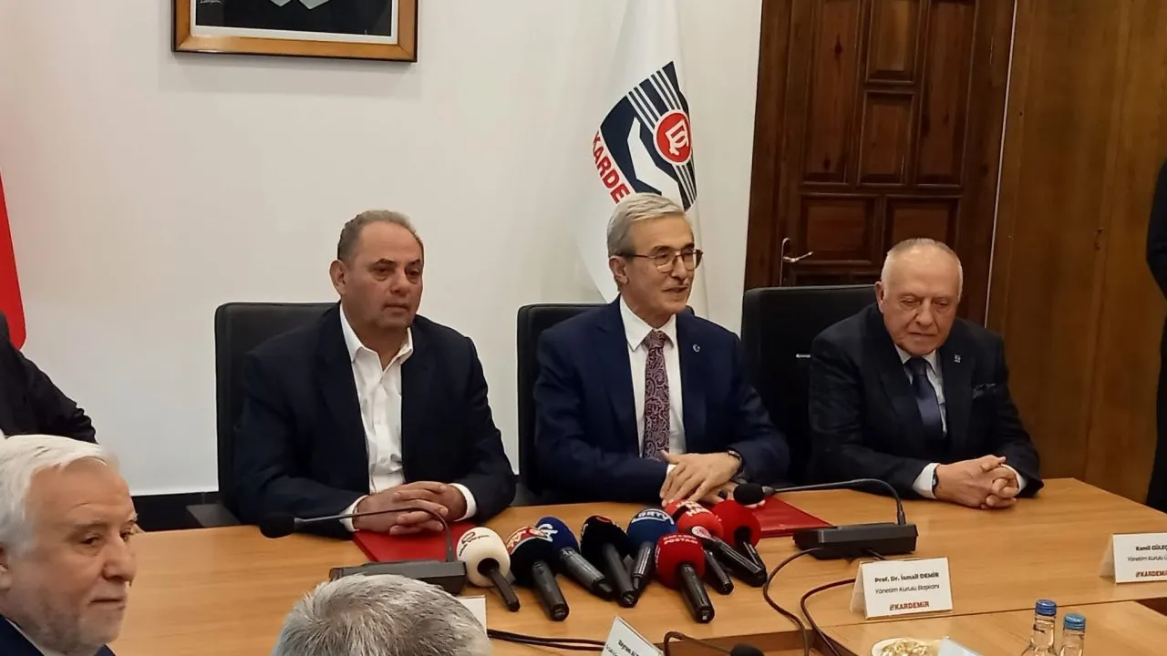 KARDEMİR’DE TOPLU SÖZLEŞME İMZALANDI