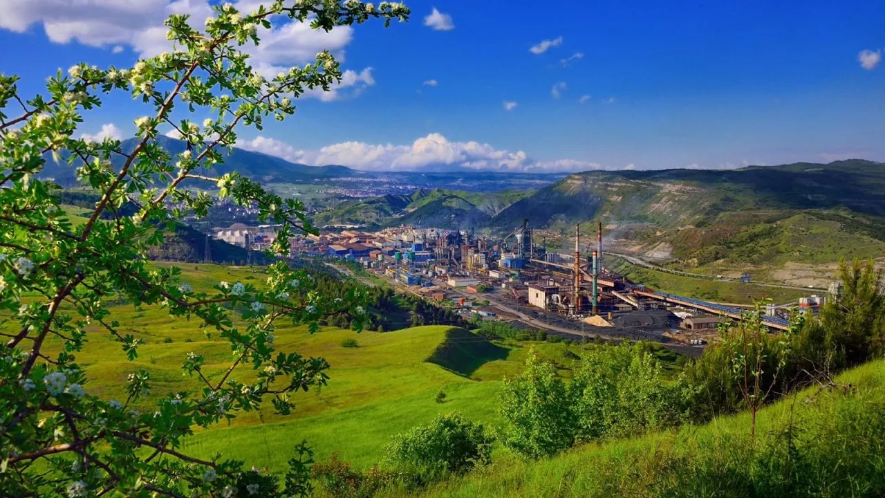 KARDEMİR’İN 3 MİLYON TONLUK ÜRETİM HEDEFİNE YENİLENEBİLİR ENERJİ DESTEĞİ