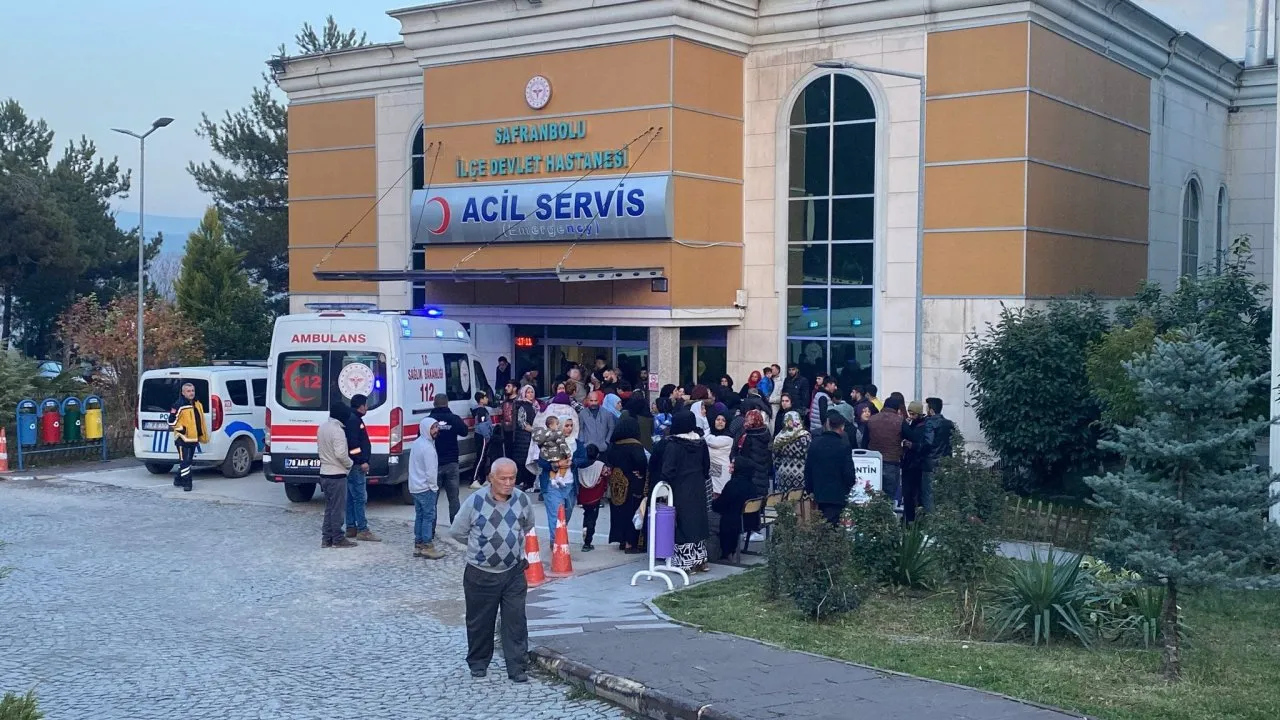 SAFRANBOLU’DA ESKİ MUHTARA BIÇAKLI SALDIRI: 1 YARALI