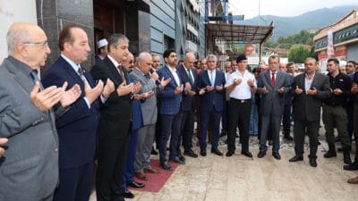 Karabük’te Ahilik Haftası etkinlikleri, Bağ-Essan Sanayi Sitesi'nde yapılan esnaf duasıyla