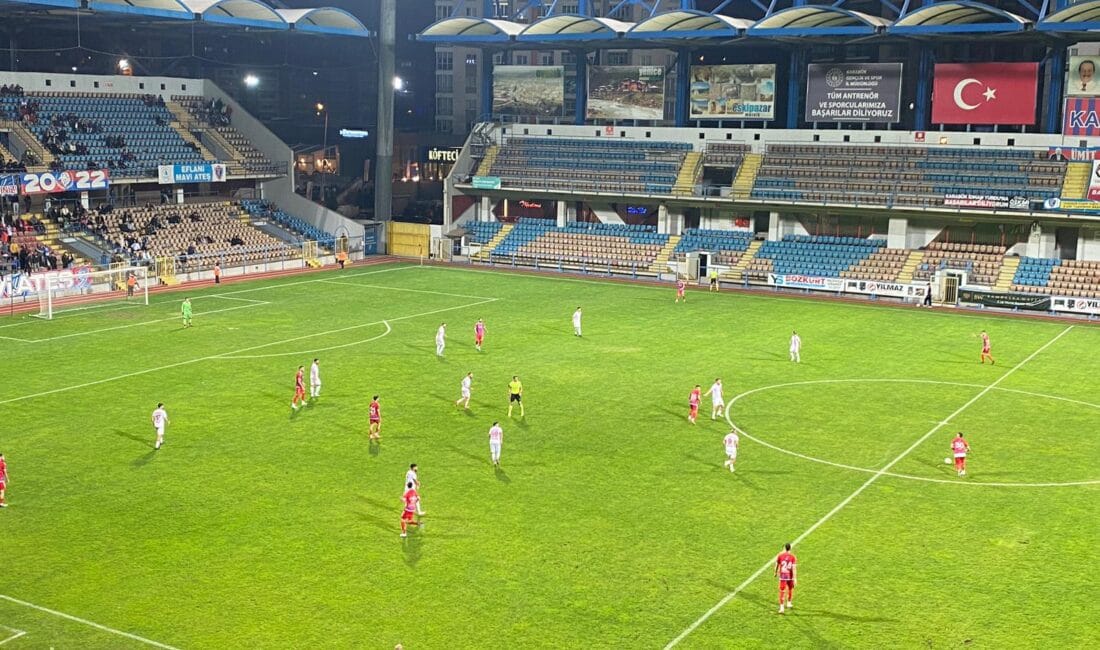 KARABÜK’TE PUANLAR PAYLAŞILDI Karabük İdman Yurdu kendi saha ve seyircisi önünde Yozgat Bld.