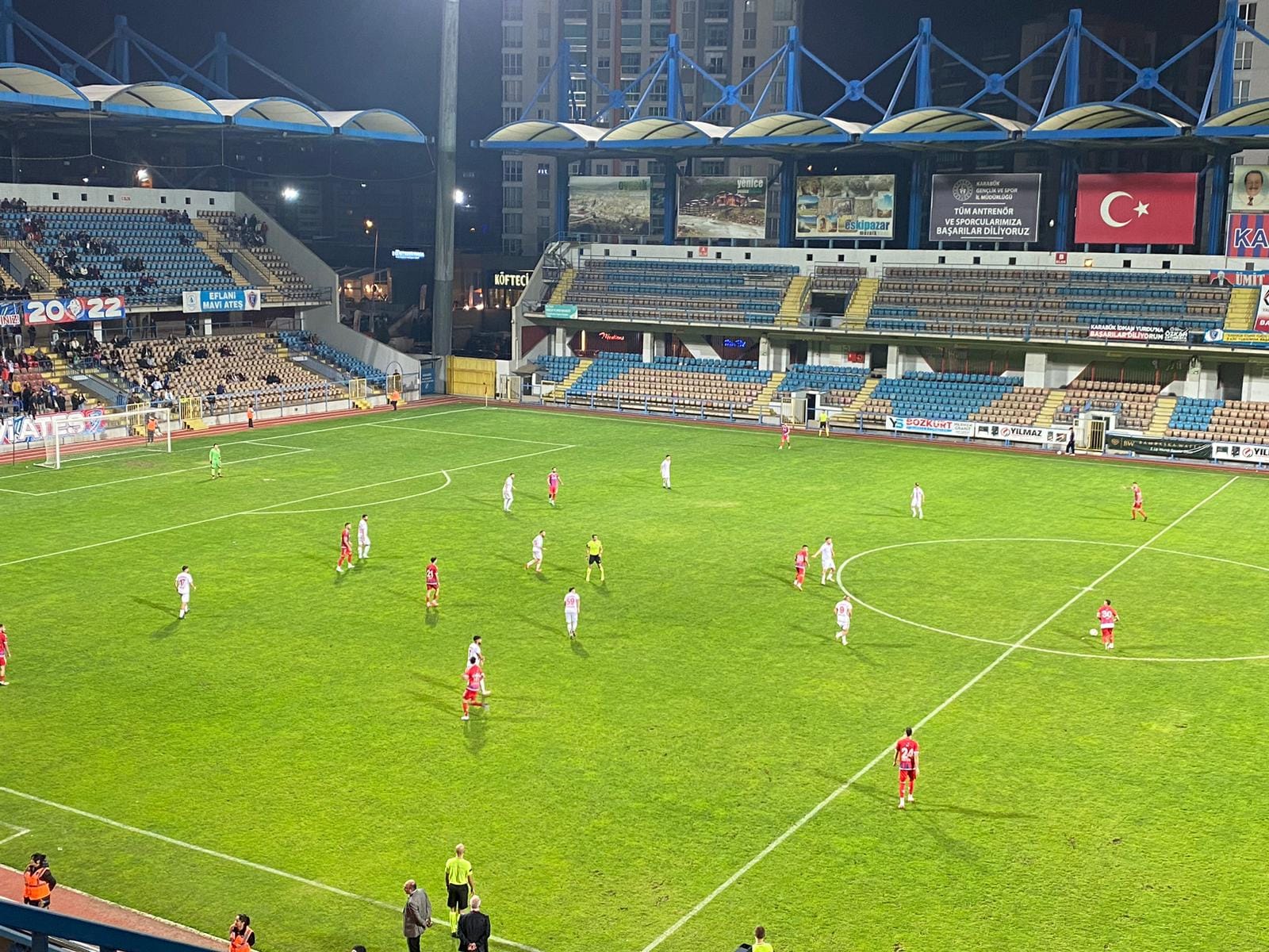 Karabük İdman Yurdu kendi evinde Yozgat Bld. Bozok ile 1-1 berabere kaldı.