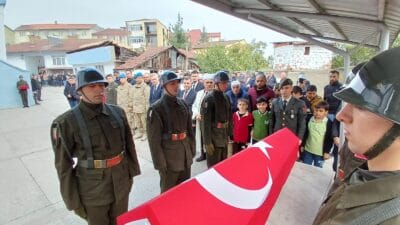 Karabük’te Kıbrıs gazisi Mustafa Şen için askeri tören düzenlendi