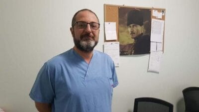 Karabük’ün sağlık alanındaki önemli isimlerinden ortopedi uzmanı Doç Dr. Uygar