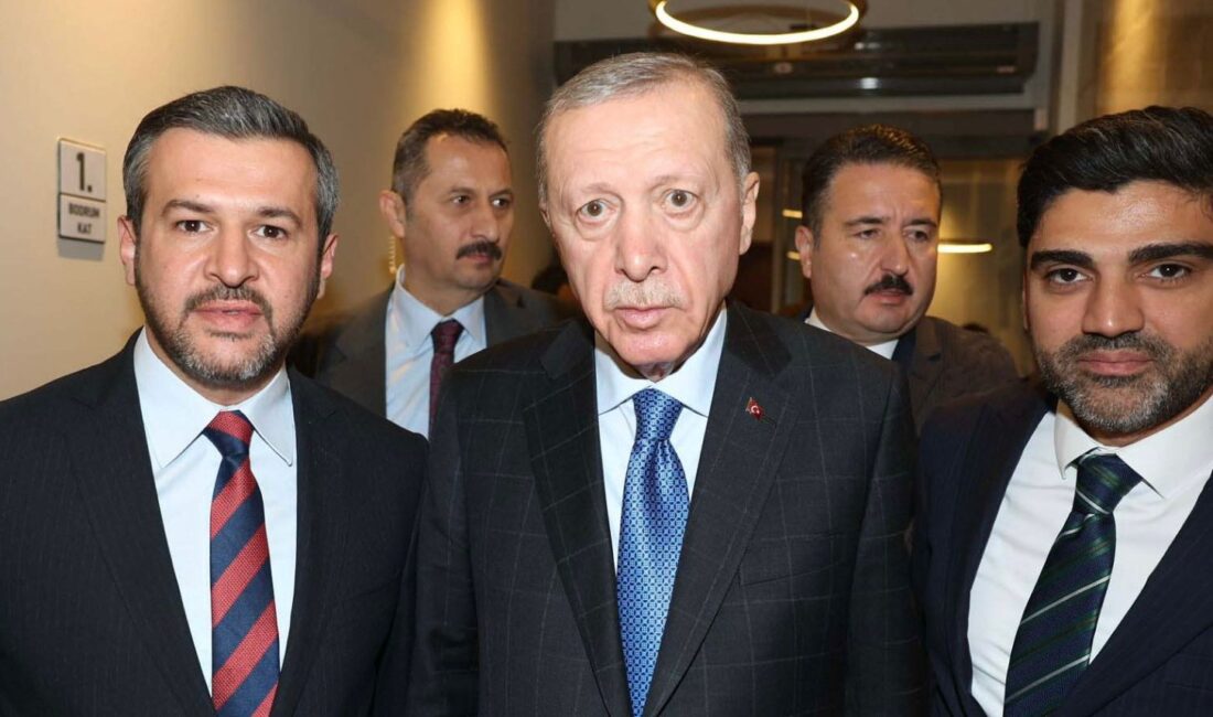 BAŞKAN ÇETİNKAYA VE SALT CUMHURBAŞKANI ERDOĞAN İLE BİRARAYA GELDİ Cumhurbaşkanı ve AK Parti Genel Başkanı Recep Tayyip Erdoğan’ın başkanlığında