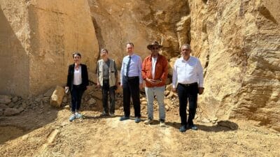 Karabük'ün Eskipazar ilçesine özgü olan Eskipazar Sarı Traverten Taşı, coğrafi