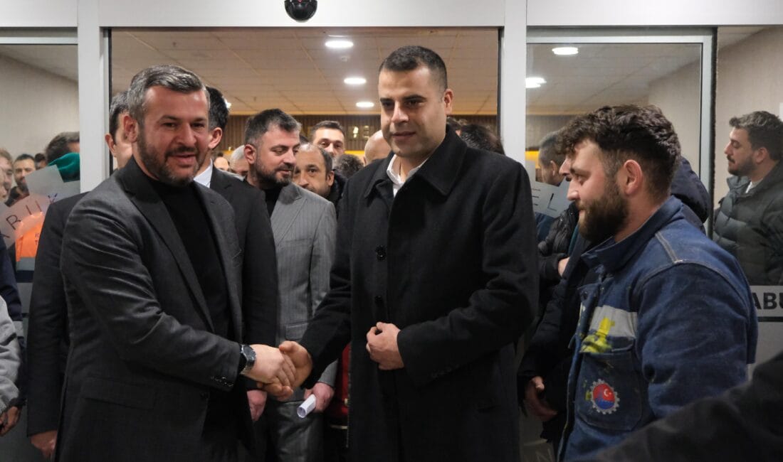 BAŞKAN ÇETİNKAYA, BELEDİYE ÇALIŞANLARININ ZAM ORANINI AÇIKLADI Karabük Belediye Başkanı, belediye çalışanlarının maaşlarına yönelik gerçekleştirilen zam oranını