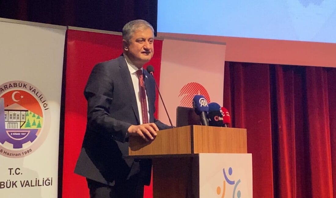 KARABÜK’TE KAMU VE SİVİL TOPLUM İŞ BİRLİĞİ TOPLANTISI GERÇEKLEŞTİRİLDİ Karabük’te, kamu kurumları ile sivil toplum kuruluşları arasındaki iş birliğini