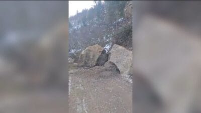 Ovacık ilçesinde Belen köyünün yolu, heyelan nedeniyle ulaşıma kapandı. Yolun