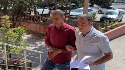 Karabük’te, eşini bıçaklayan husumetlisini kolundan yaralayan Serdal T., çıkarıldığı mahkemece