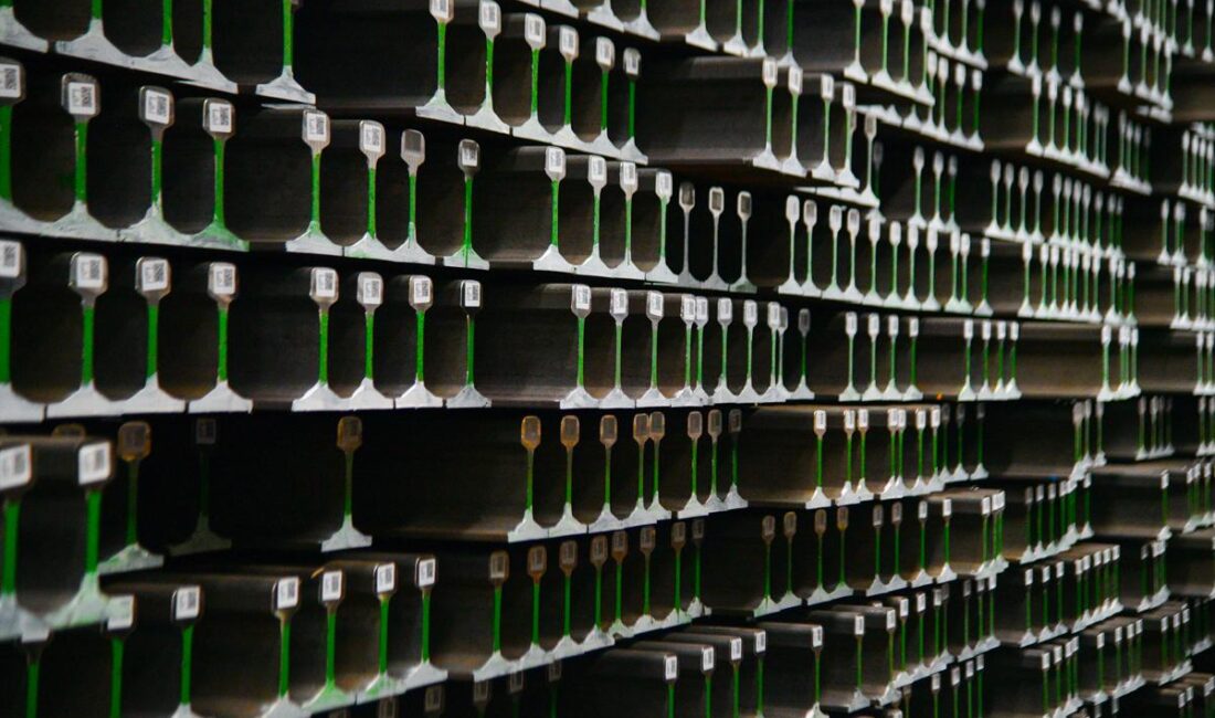 KARDEMİR, Demiryolu Rayı Ürünleri ile Cezayir Pazarında Gücünü Artırıyor KARDEMİR A.Ş. ile Infrarail /Cezayir firması arasında ray satışı anlaşması