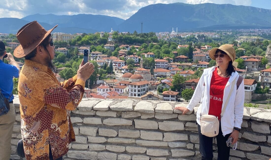 SAFRANBOLU KURBAN BAYRAMI TATİLİNDE YOĞUN İLGİ GÖRÜYOR Karabük’ün UNESCO Dünya Mirası Listesi’nde yer alan, tarihi dokusu ve