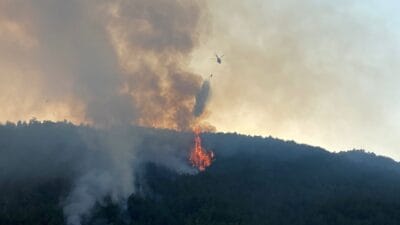 51 araç, 3 helikopter ve 161 personelle müdahale sürüyor