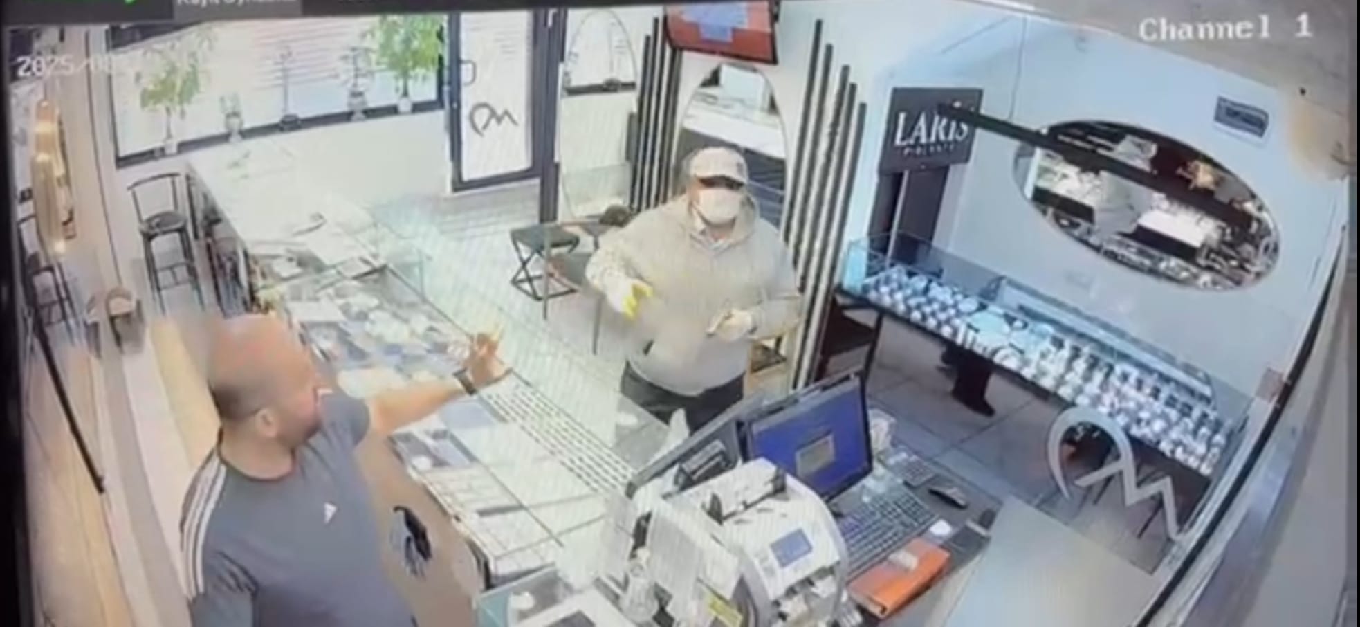 Karabük’te boncuk tabanca ile kuyumcu soymaya çalışan M.G. gözaltına alındı.