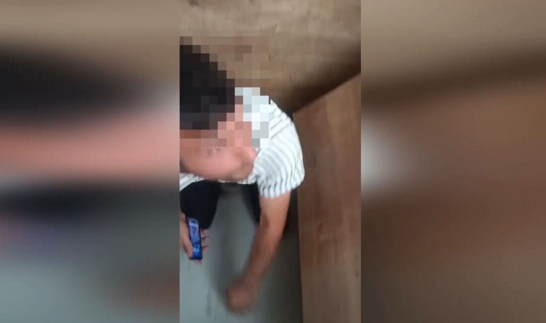 Karabük’te farklı suçlardan aranan A.Y. evine düzenlenen operasyonda yaptırdığı özel