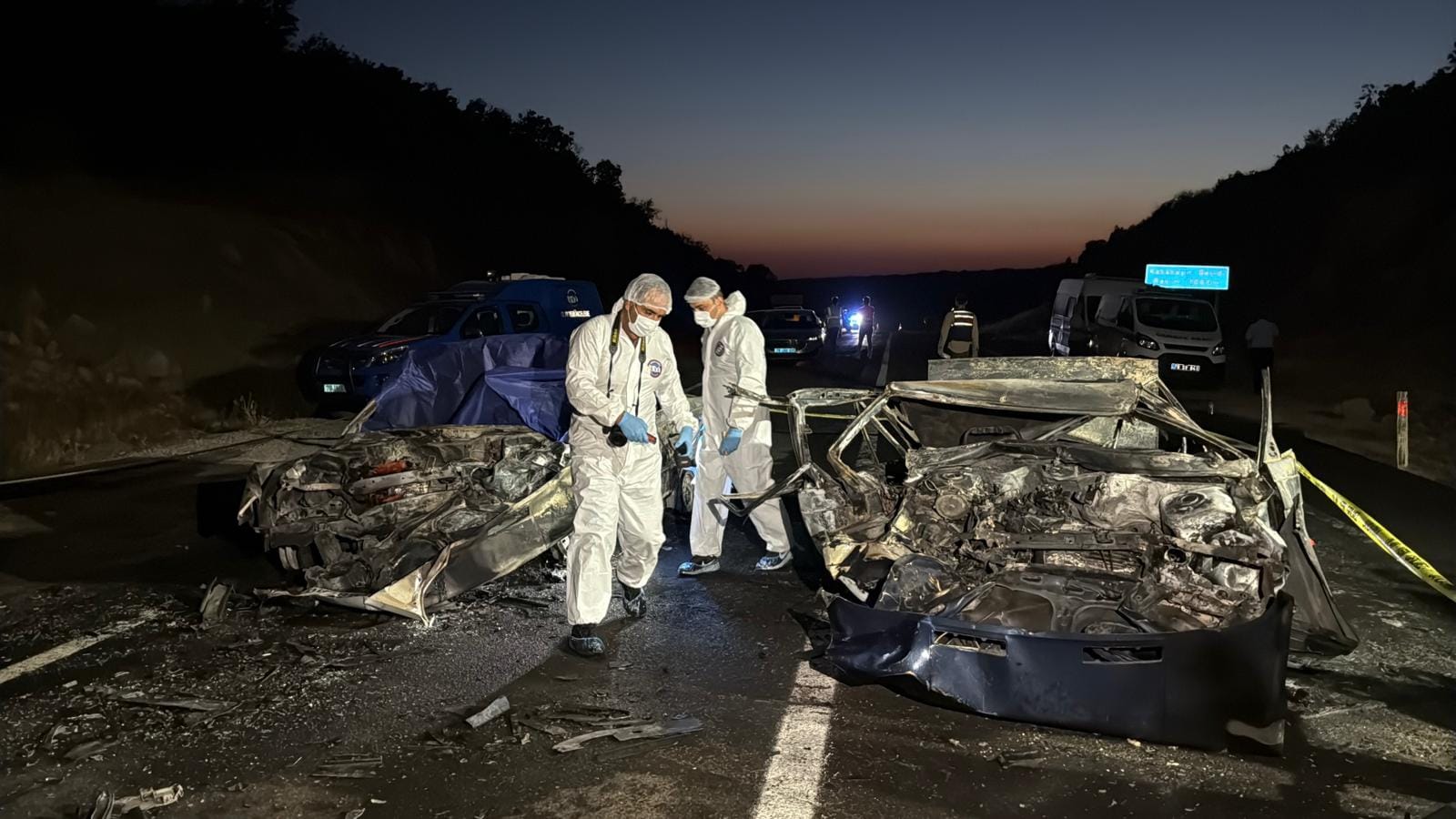 Karabük’ün Eflani ilçesinde meydana gelen trafik kazasında iki otomobil çarpıştı.
