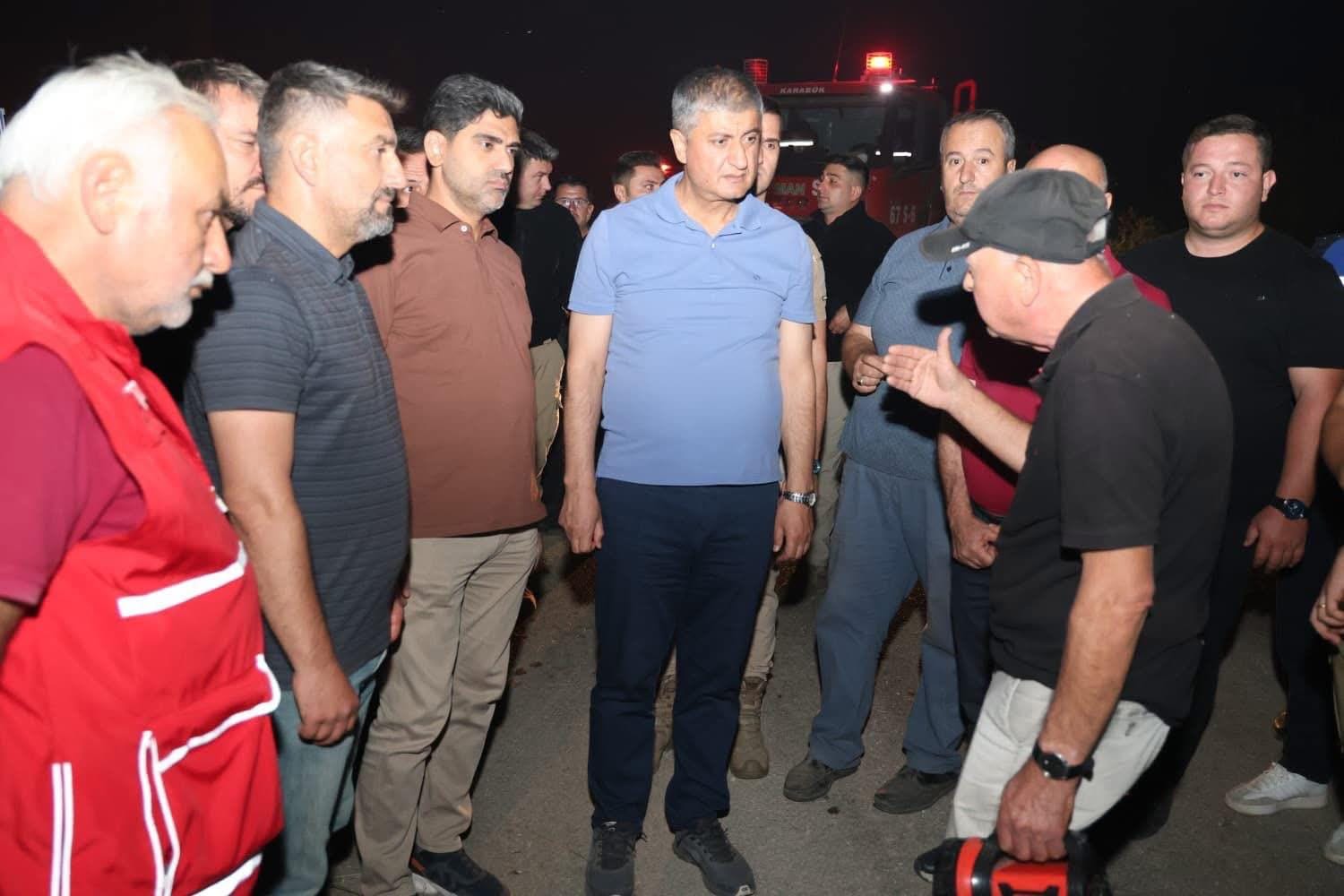 Karabük’te dün çıkan orman yangınına 2’nci gününde de ekiplerin karadan