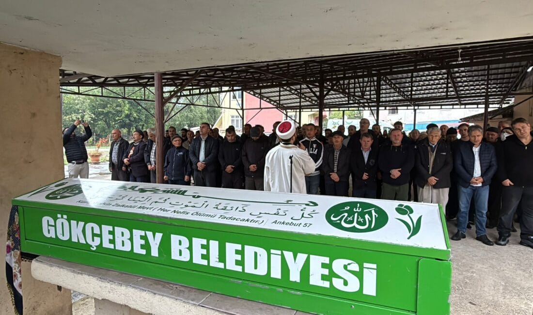 KOMŞUSU TARAFINDAN ÖLDÜRÜLEN DİLARA YILDIRIM MEMLEKETİ YENİCE’DE TOPRAĞA VERİLDİ Zonguldak’ta komşusu Serdar Subaşı tarafından öldürülen Dilara Yıldırım için memleketi