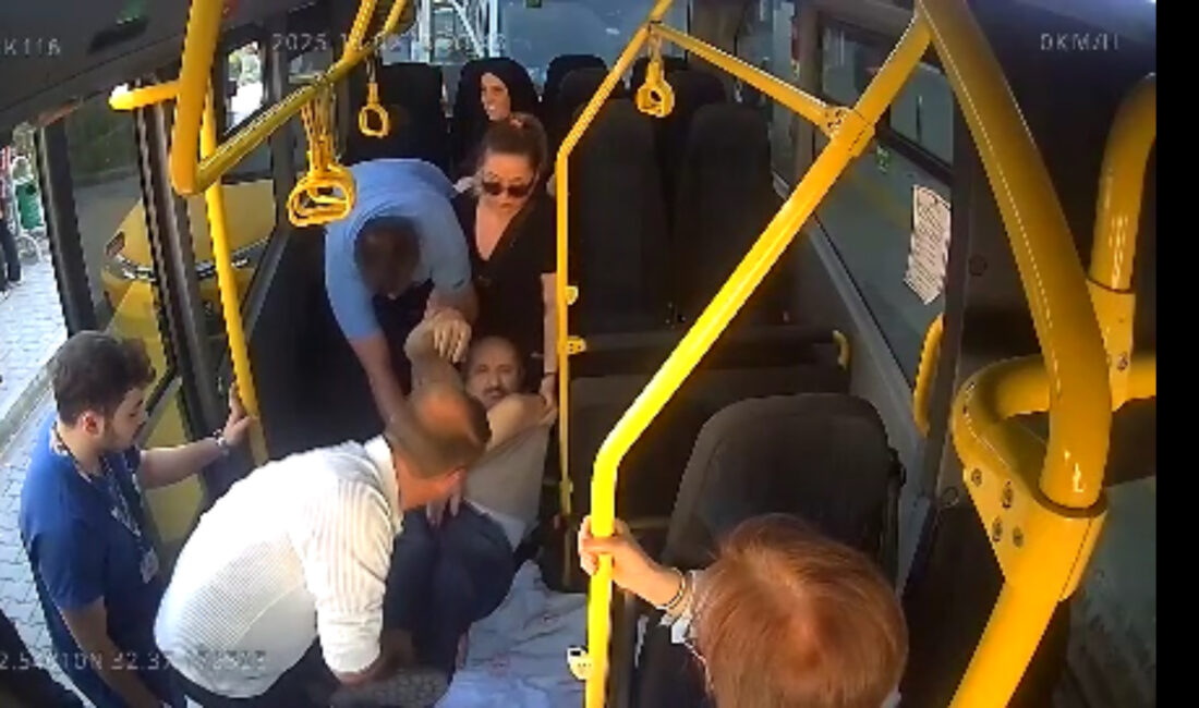 MİNİBÜS ŞOFÖRÜ FENALAŞAN YOLCUYU HASTANEYE YETİŞTİRDİ Karabük’te, minibüs şoförünün gösterdiği örnek davranış takdir topladı. Karabük Belediyesi