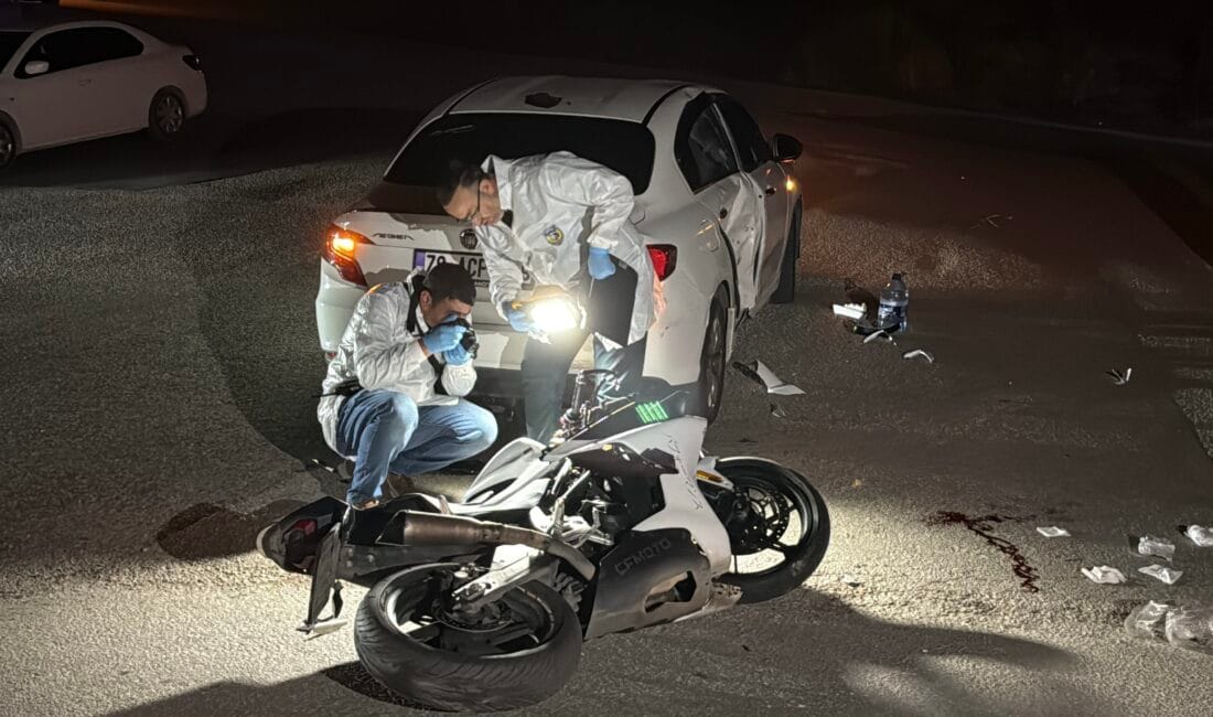 Karabük’ün 100. Yıl Mahallesi’nde polisin “dur” ihtarına uymayarak kaçan motosikletli,