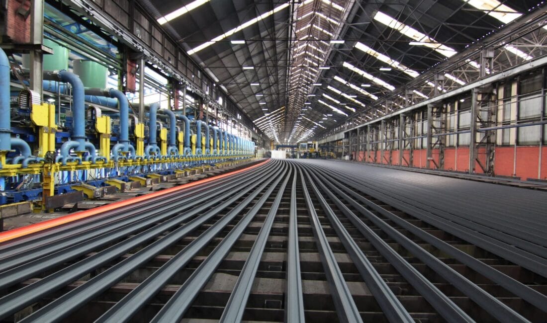 Türkiye ve bölge ülkelerindeki tek ray üreticisi olan şirketimiz Kardemir,