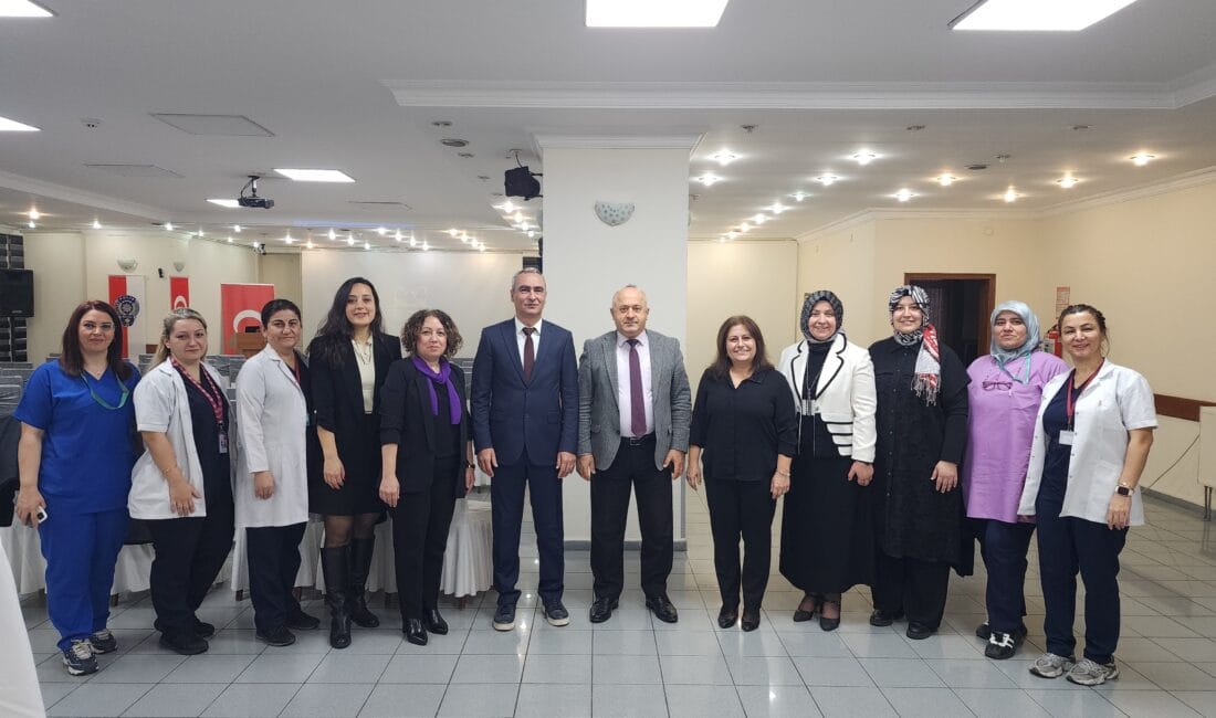 Karabük İl Sağlık Müdürlüğü tarafından, doğum sırasında yenidoğanlarda gelişebilecek solunum