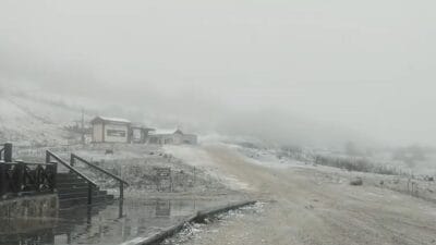 Keltepe Kayak Merkezi beyaza büründü Karabük’ün kayak merkezi Keltepe, gece