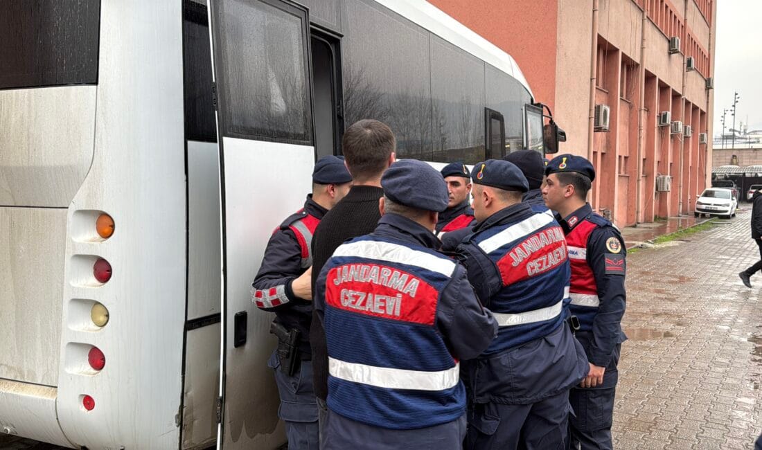 Karabük’ün Safranbolu ilçesinde bir kuyumcuya silahlı ve maskeli şekilde gerçekleştirilen