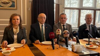 Safranbolu’da Cumhuriyet Halk Partisi (CHP) İlçe Başkanlığı tarafından düzenlenen kahvaltı