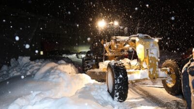 Karabük genelinde etkili olan kar yağışının ardından il ve ilçe