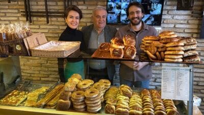 Karabük’te 2025 yılında “Yılın Ahisi” seçilen 70 yaşındaki pastaneci Gürbüz