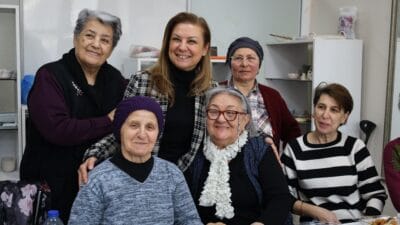 Safranbolu Belediye Başkanı Mimar Elif Köse, Emek Mahallesi’nde faaliyet gösteren