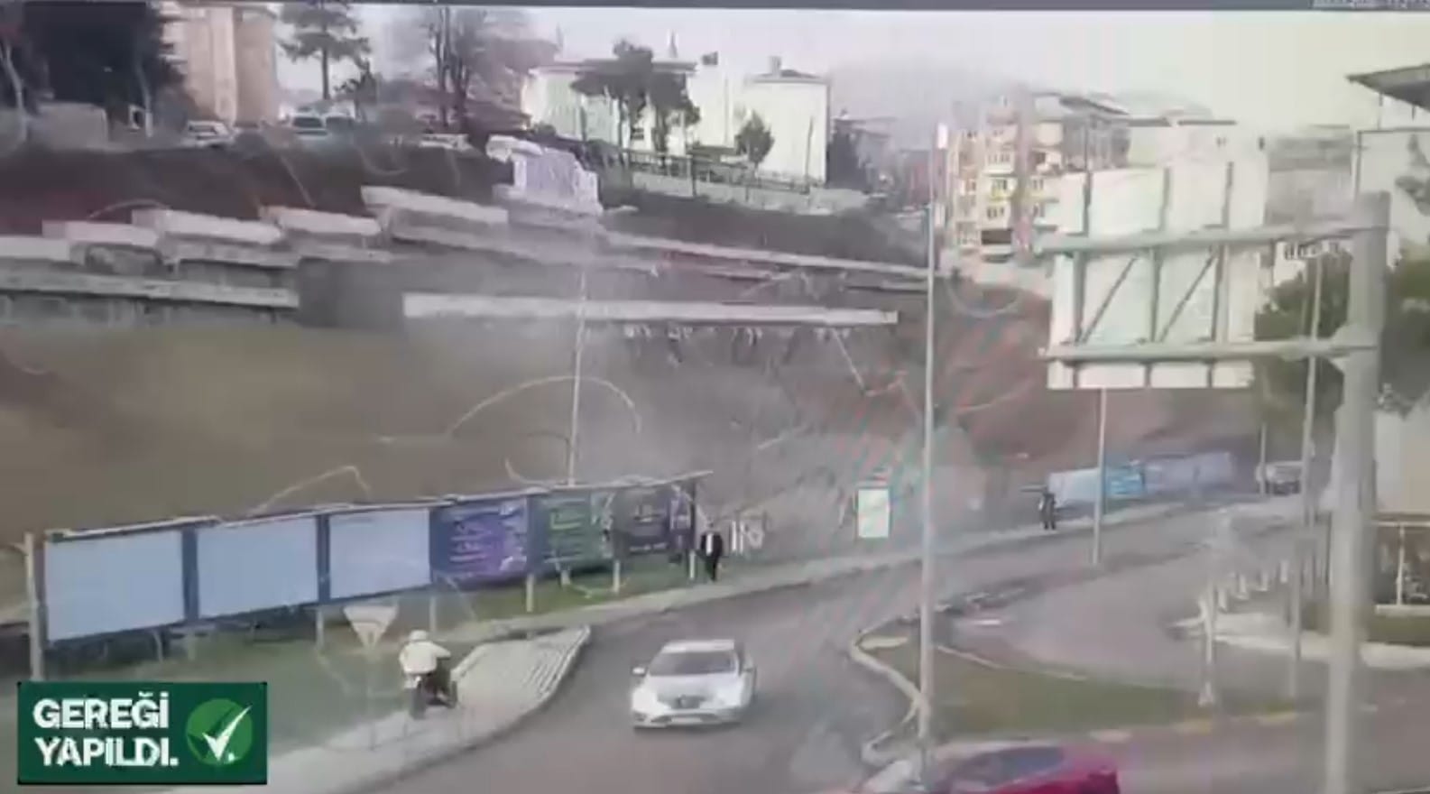 Karabük’te polisin “dur” ihtarına uymayan ehliyetsiz motosiklet sürücüsü O.A’ya 69