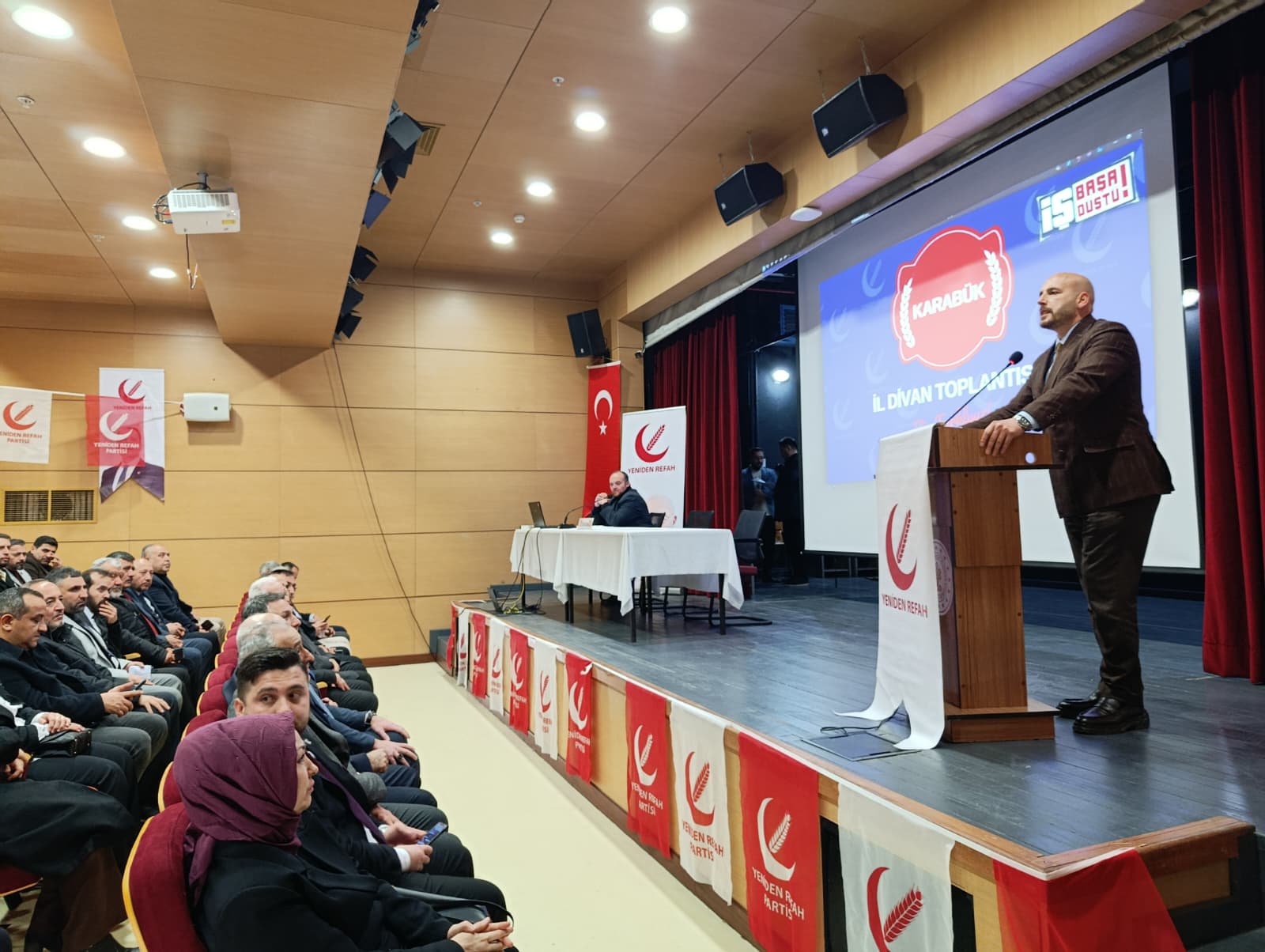 Yeniden Refah Partisi Karabük İl Başkanlığı tarafından düzenlenen İl Divan