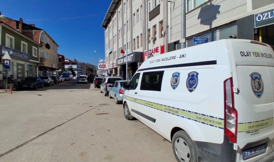 SÜRÜCÜ KURSU MÜDÜRÜ ODASINDA ÖLÜ BULUNDU Sürücü Kursu Müdürü Odasında Ölü Bulundu Karabük’ün Eskipazar ilçesinde sürücü