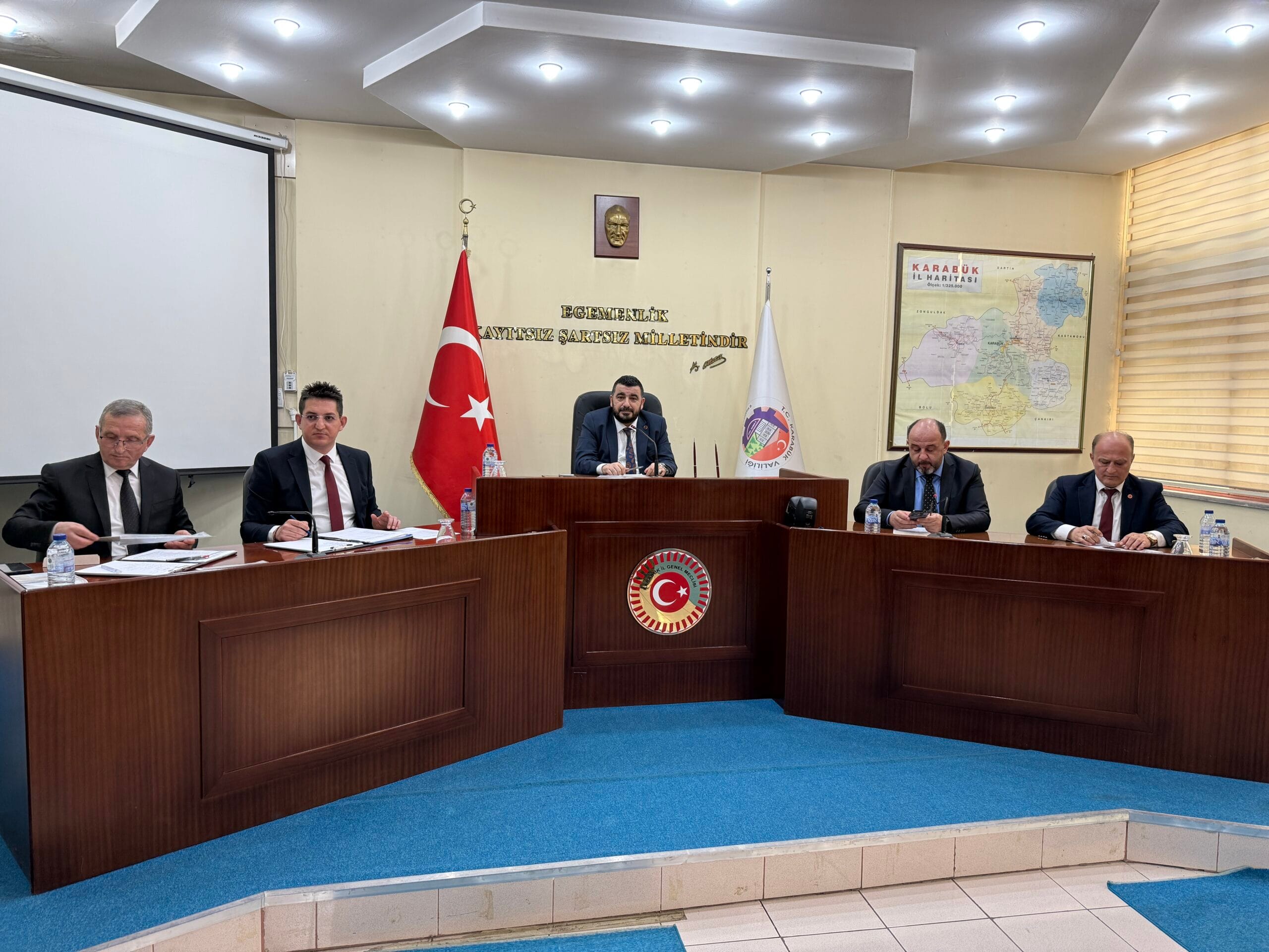 Karabük İl Genel Meclisi’nde gerçekleştirilen başkanlık seçiminde tüm oyları alarak