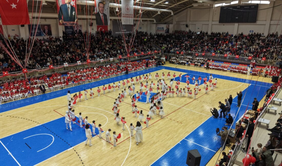 Karabük’te, 23 Nisan Ulusal Egemenlik ve Çocuk Bayramı ile Türkiye