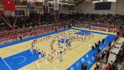 Karabük’te, 23 Nisan Ulusal Egemenlik ve Çocuk Bayramı ile Türkiye