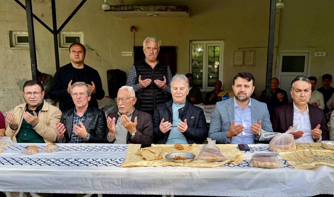 MEHMET ALİ ŞAHİN’İN KÖYÜNDE YÜZLERCE YILLIK BAYRAM GELENEĞİ YAŞATILIYOR 23’üncü Dönem TBMM Başkanı ve Cumhurbaşkanlığı Yüksek İstişare Kurulu Üyesi