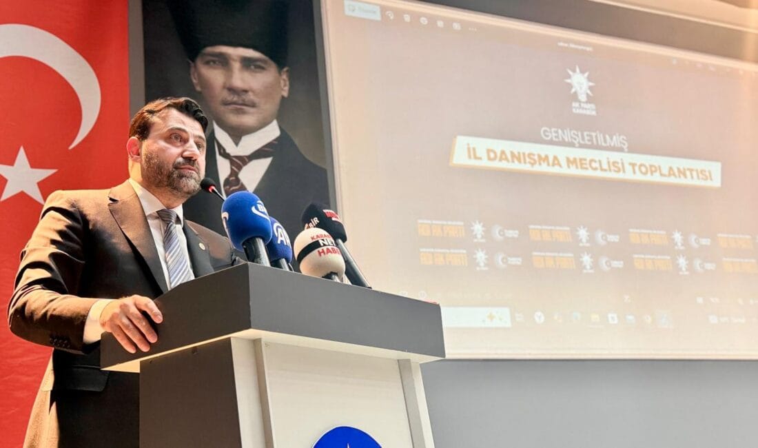 MİLLETVEKİLİ ŞAHİN: “AK PARTİ’DE ESKİ OLMAZ, SADECE BAYRAK YARIŞI OLUR” AK Parti Genel Sekreter Yardımcısı ve Karabük Milletvekili Cem Şahin,