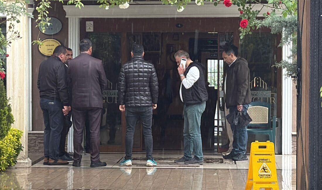 SAFRANBOLU’DA KONAKLADIKLARI OTELDE 4’Ü ÇOCUK 42 KİŞİ KARBONMONOKSİT GAZINDAN ETKİLENDİ Karabük’ün Safranbolu ilçesinde konakladıkları otelde atık karbonmonoksit gazı sızıntısından çoğunluğunu