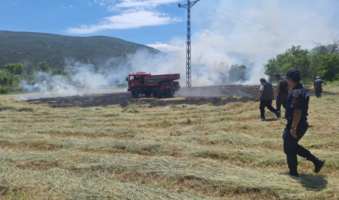 ESKİPAZAR’DA OTLUK ALANDA ÇIKAN YANGIN SÖNDÜRÜLDÜ Karabük’ün Eskipazar ilçesine bağlı Hanköy köyü mevkiindeki otluk alanda çıkan
