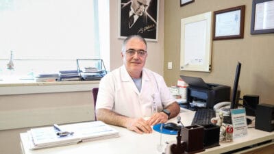 Özel Medikar Hastanesi Fizik Tedavi ve Rehabilitasyon Uzmanı Uzm. Dr.