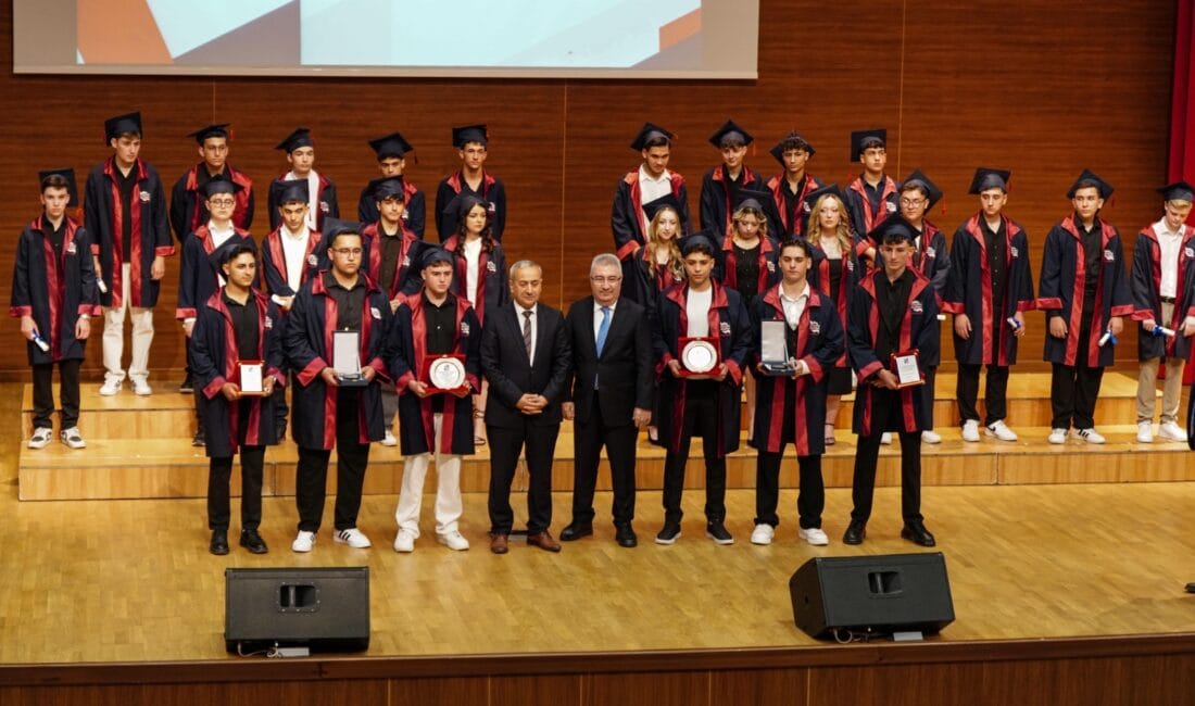 KARDEMİR A.Ş. ikili Mesleki Eğitim Programı ikinci mezunlarını verdi. Konuyla