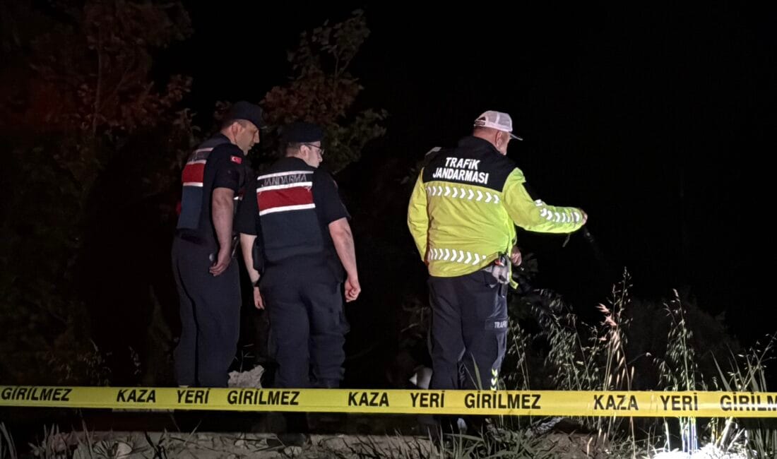 CHP İL BAŞKAN YARDIMCISI ERTEN, FİLYOS ÇAYINA DÜŞTÜ Karabük’te, CHP Karabük İl Başkan Yardımcısı Mustafa Erten’in Filyos Çayı’na