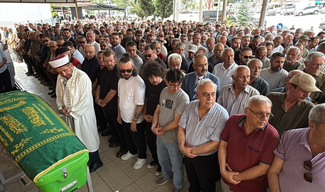 FİLYON ÇAYINA DÜŞEREK HAYATINI KAYBEDEN CHP’Lİ MUSTAFA ERTEN SON YOLCULUĞUNA UĞURLANDI Karabük’te düştüğü Filyos Çayı’nda akıntıya kapılıp hayatını kaybeden CHP İl
